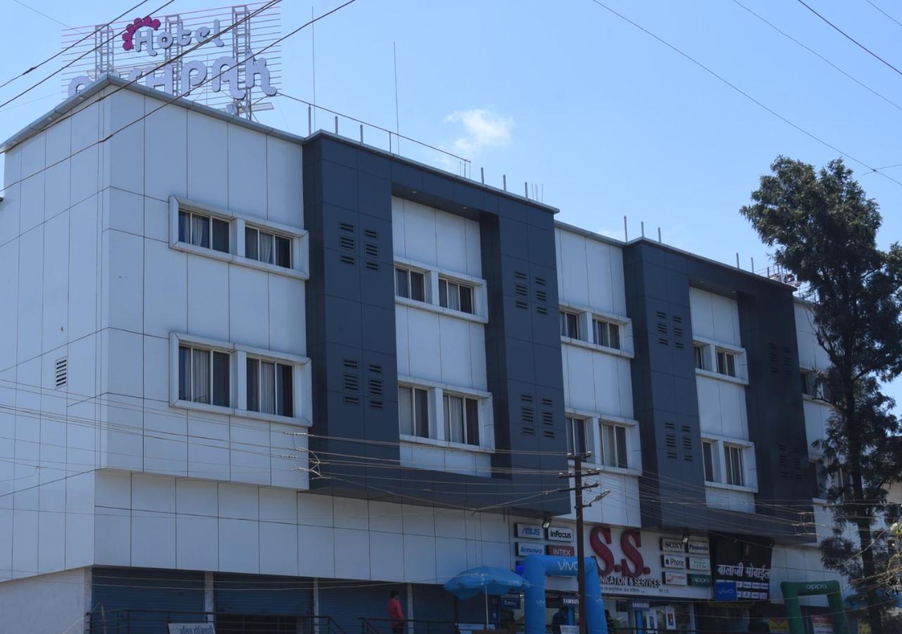 Hotel Pushpak Satara Extérieur photo